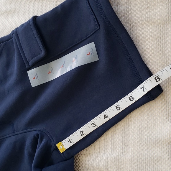 OLD NAVY Fleece Cargo Jogger Shorts (At Knee) - Large (10-12) - Picture 9 of 12